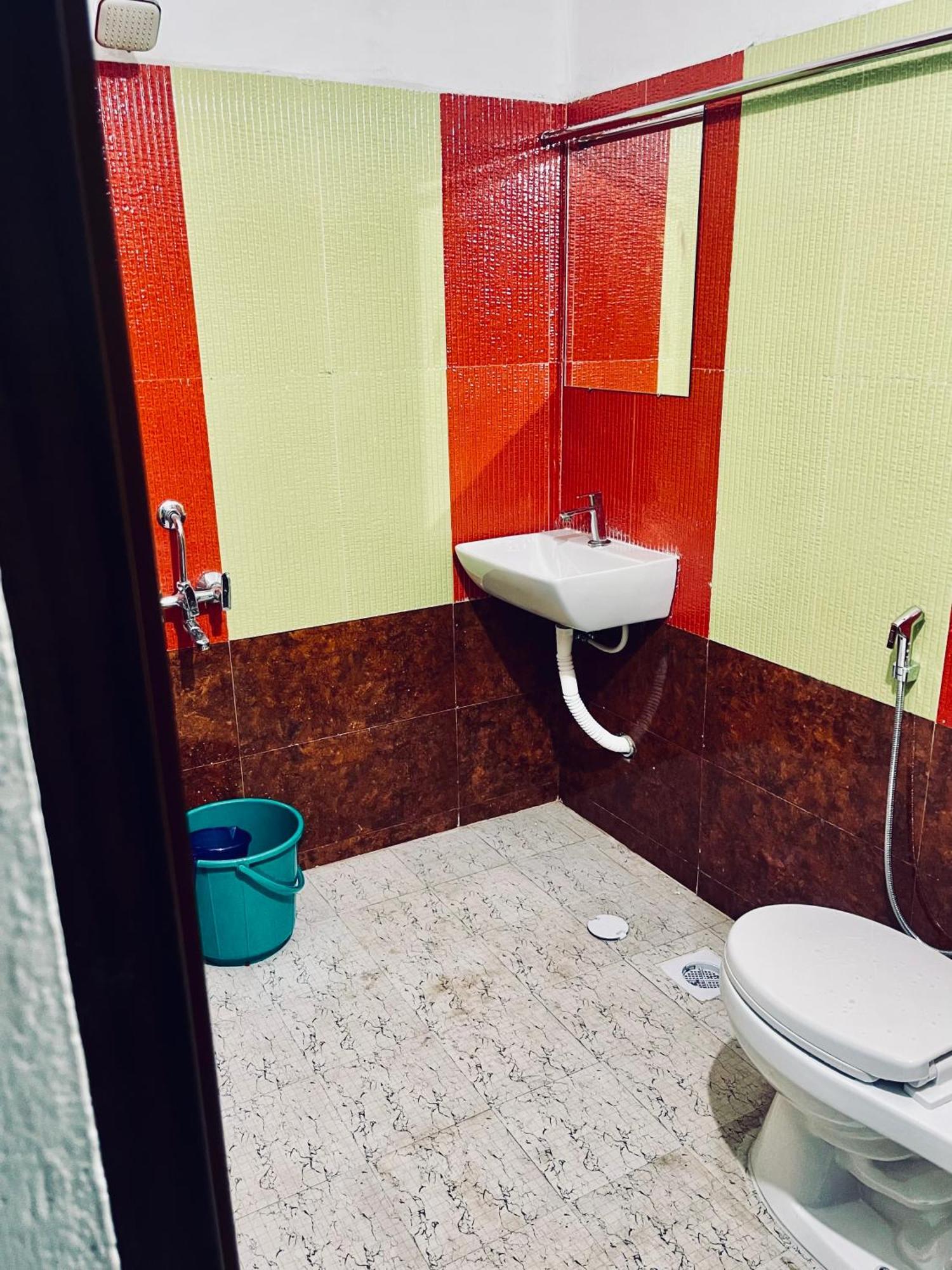 Puthookkadans Mareena Lodge 戈德亚姆 外观 照片